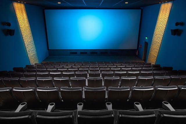 Kino je zábava. 